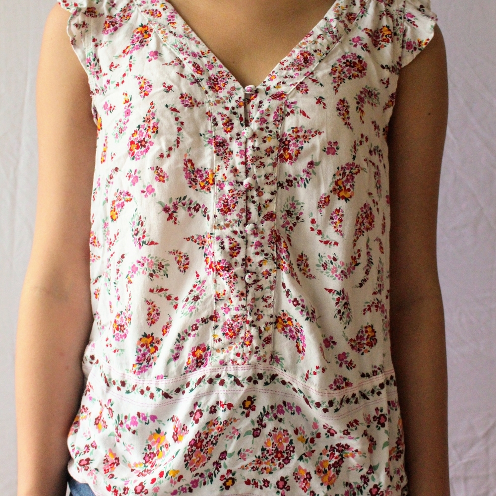 OLD NAVY Summer Floral Top